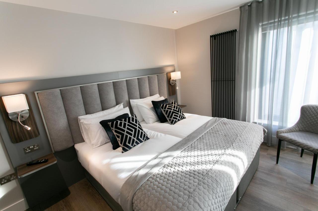 Custom House Apartments Нюри Екстериор снимка